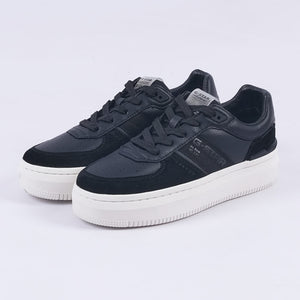 Eve Basic Leather Sneakers (Black)