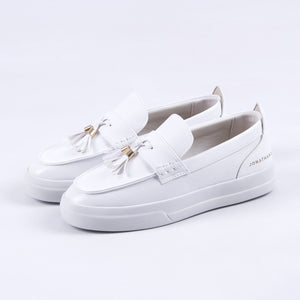 Tassel v2 Loafer (White)