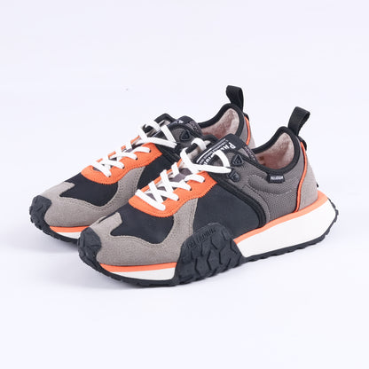 Troop Runner Sneakers (Black/Firecracker)